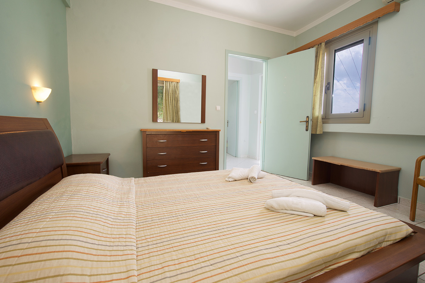 Kefalonia Studios and Apartments - Kefalonia Studios Agia Efimia - Makis Apartments Agia Efimia Kefalonia - Kefalonia Hotel Agia Efimia - Hotels in Agia Efimia Kefalonia