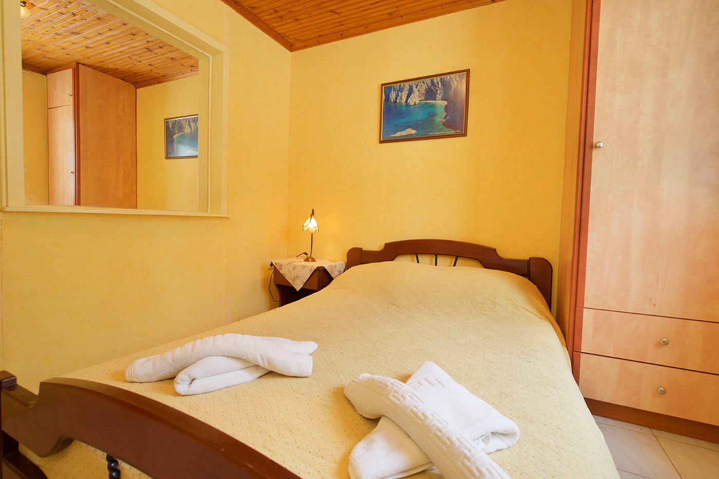 Kefalonia Studios and Apartments - Kefalonia Studios Agia Efimia - Makis Apartments Agia Efimia Kefalonia - Kefalonia Hotel Agia Efimia - Hotels in Agia Efimia Kefalonia