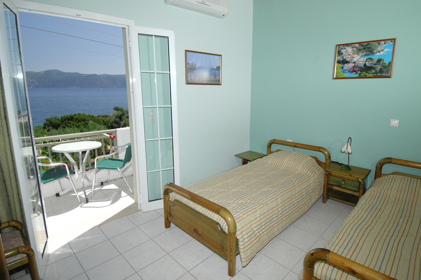 Kefalonia Studios and Apartments - Kefalonia Studios Agia Efimia - Makis Apartments Agia Efimia Kefalonia - Kefalonia Hotel Agia Efimia - Hotels in Agia Efimia Kefalonia